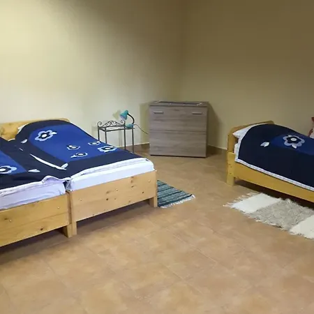 Apartment Almassy Vendeghaz Faluhaz
